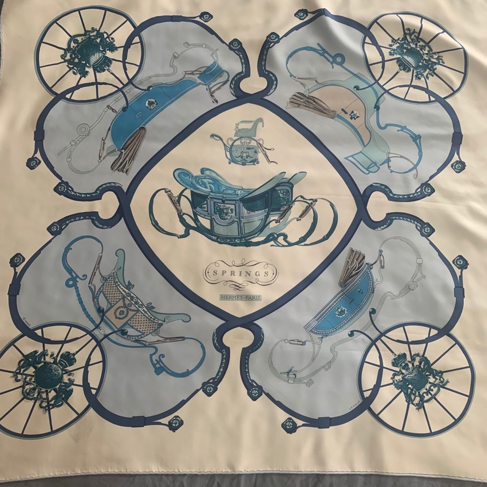 ❤️HERMES ❤️SPRINGS SILK SCARF